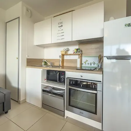 아파트 L'astrolabe, Magnifique Vue , Clim , Parking 라론드레모레